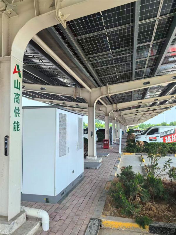 太阳能停车棚